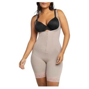 NWT Maidenform Women's Ultra Firm Open Bust Romper Shapewear. Xl